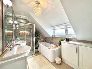 Photo 22- click for photo gallery